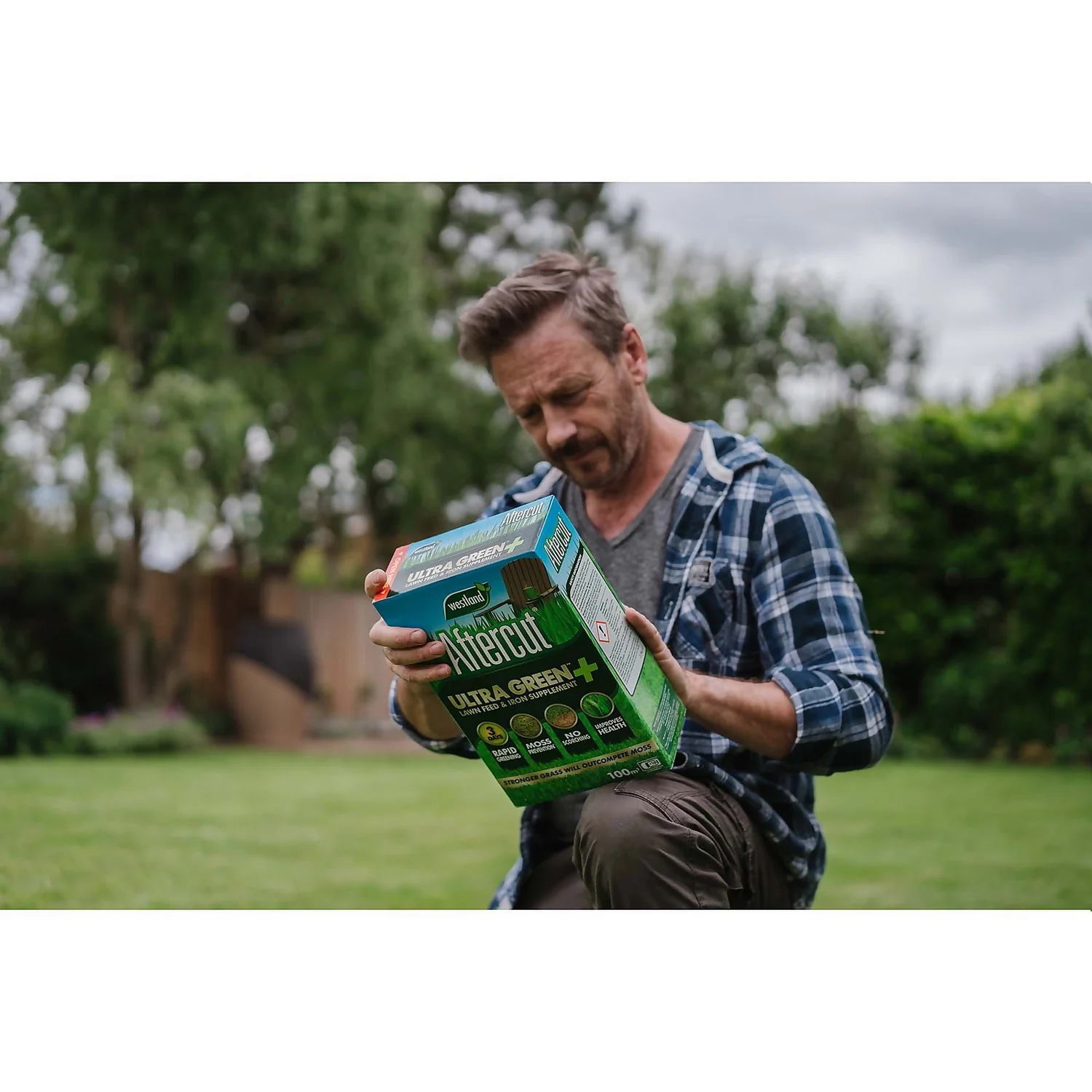 Aftercut Ultra Green + Lawn Feed & Iron Supplement - 150m² 4 Aftercut Ultra Green + Lawn Feed & Iron Supplement - 150m² - Image 2