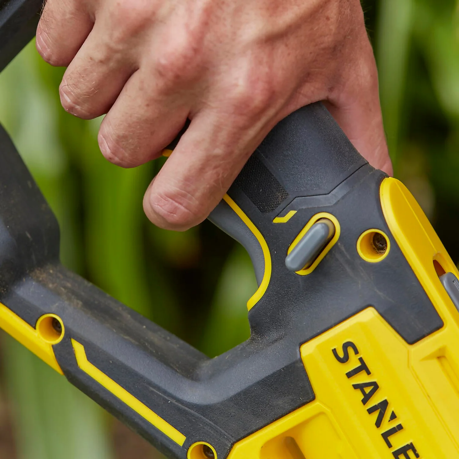 STANLEY FATMAX V20 18V Cordless 33Cm String Trimmer (Sfmcst933M1-Gb) 6 STANLEY FATMAX V20 18V Cordless 33Cm String Trimmer (Sfmcst933M1-Gb) - Image 4