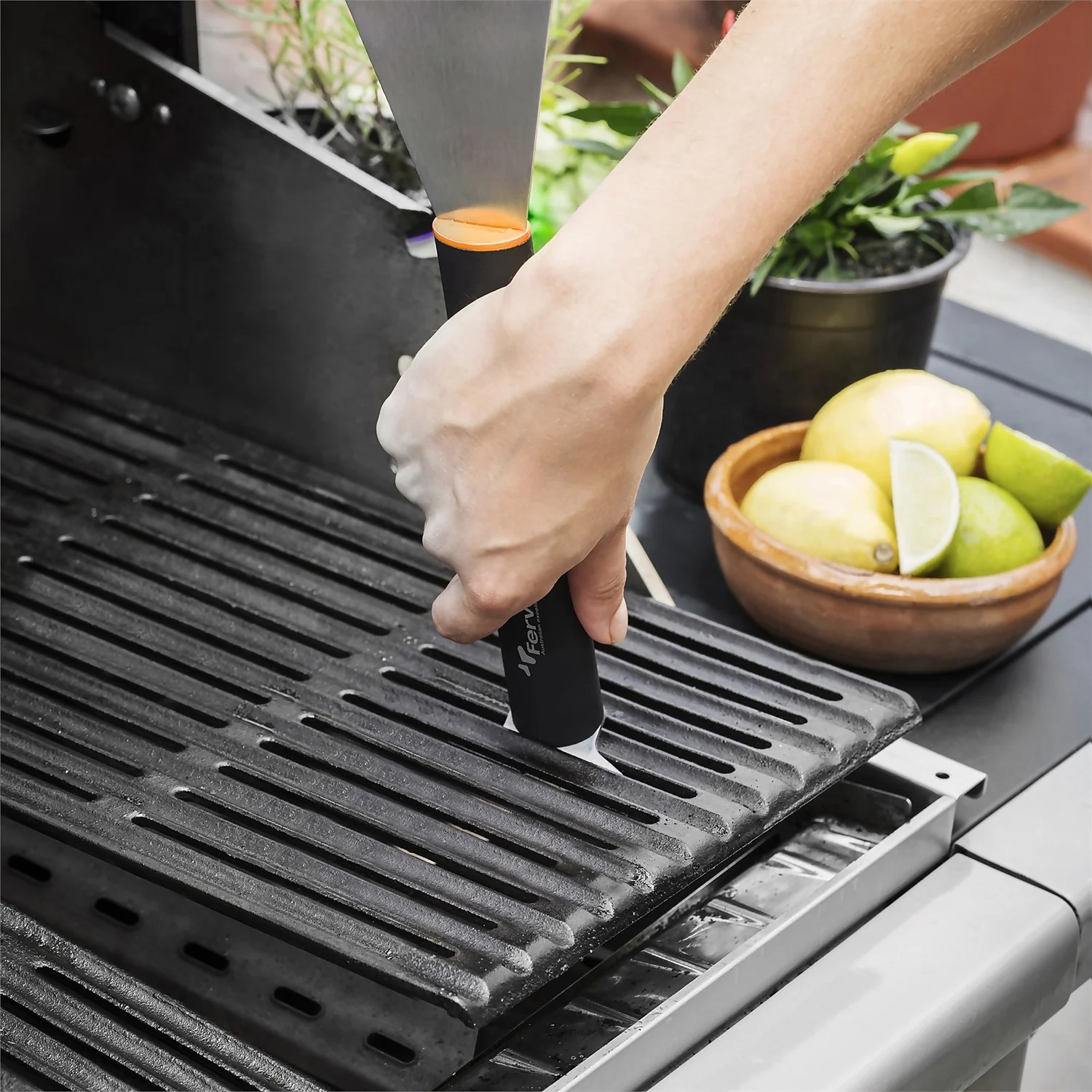 Fervor Hotplate & Grill Cleaner 5 Fervor Hotplate & Grill Cleaner - Image 3