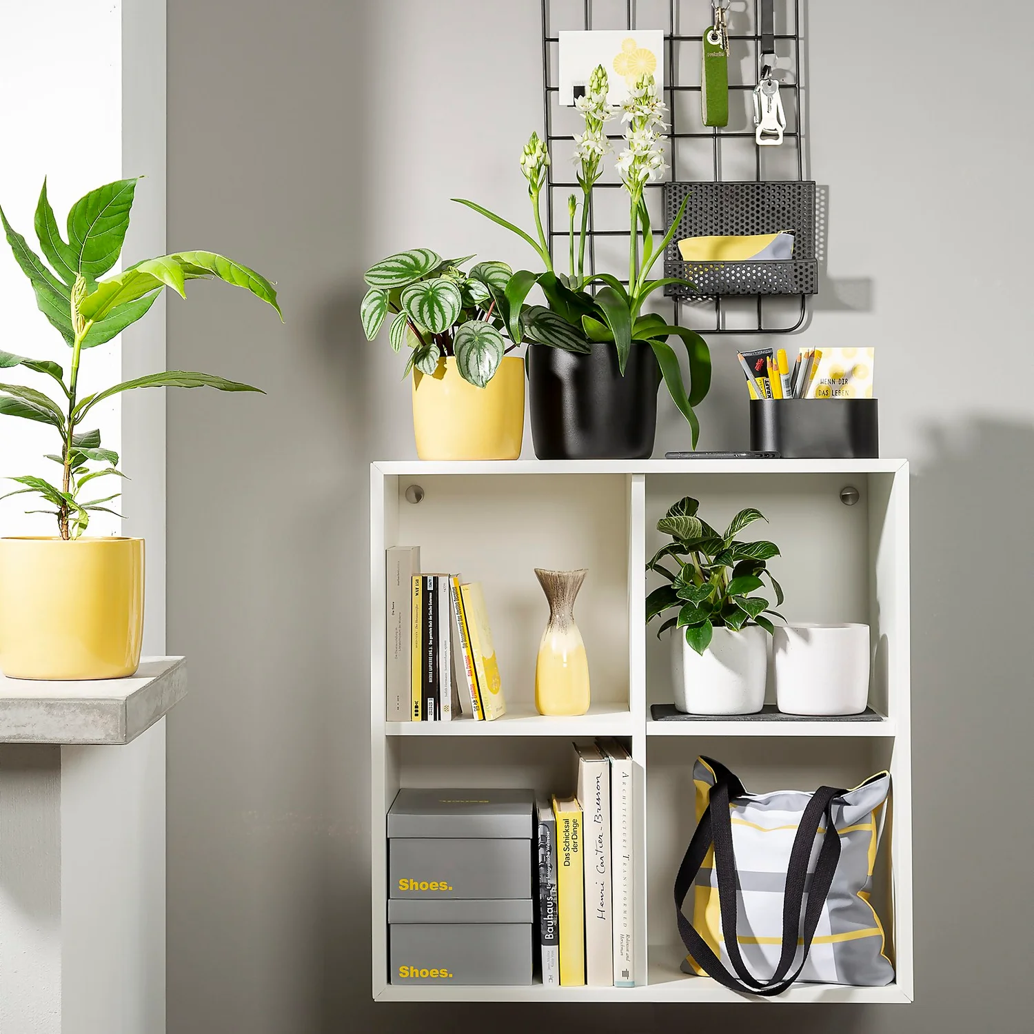 Yellow Solare Plant Pot 28cm 4 Yellow Solare Plant Pot 28cm - Image 2