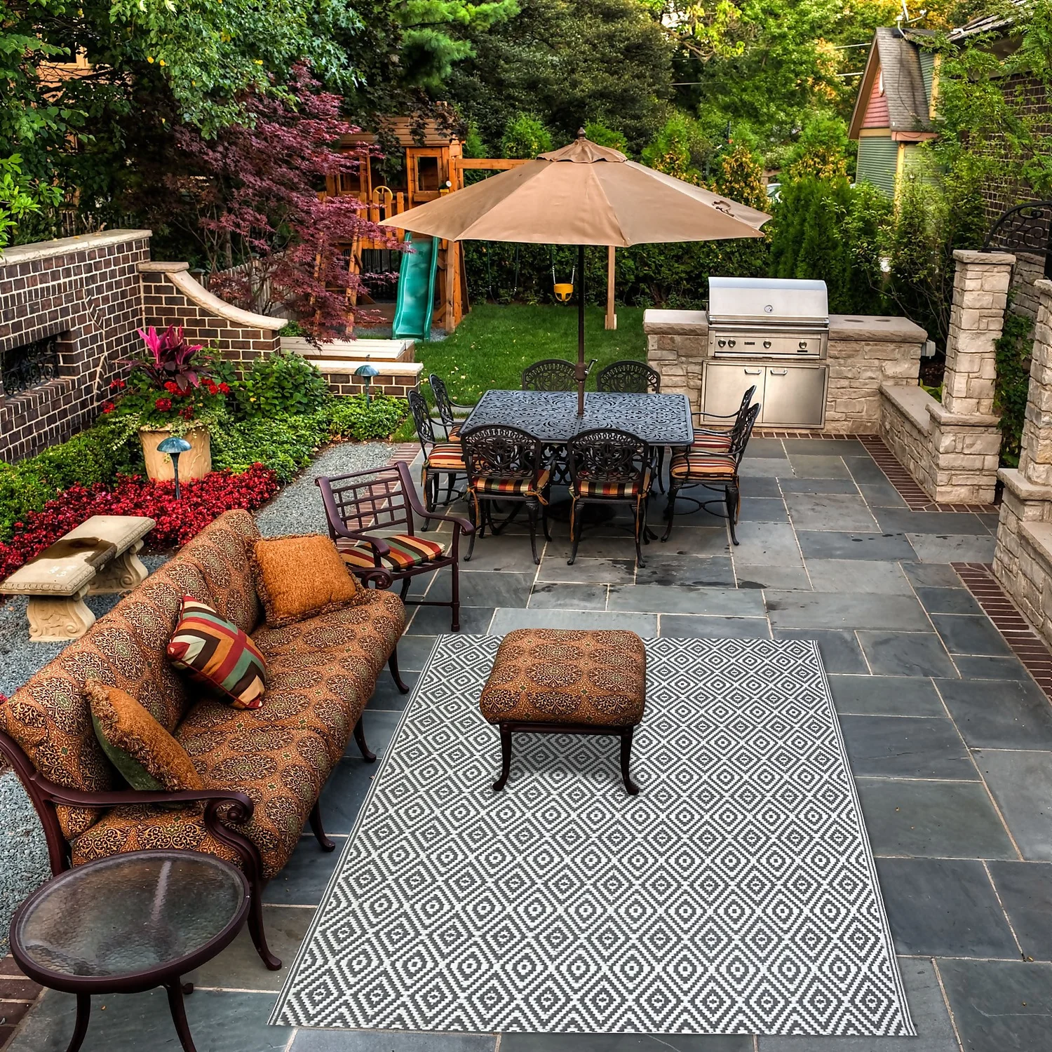 Homebase Outdoor Rug - Grey 160x230cm 5 Homebase Outdoor Rug - Grey 160x230cm - Image 3