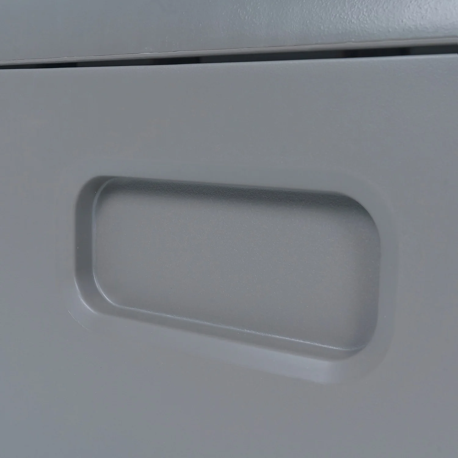 LIFETIME 515L Modern Outdoor Storage Deck Box - Rough-Cut Grey 7 LIFETIME 515L Modern Outdoor Storage Deck Box - Rough-Cut Grey - Image 5